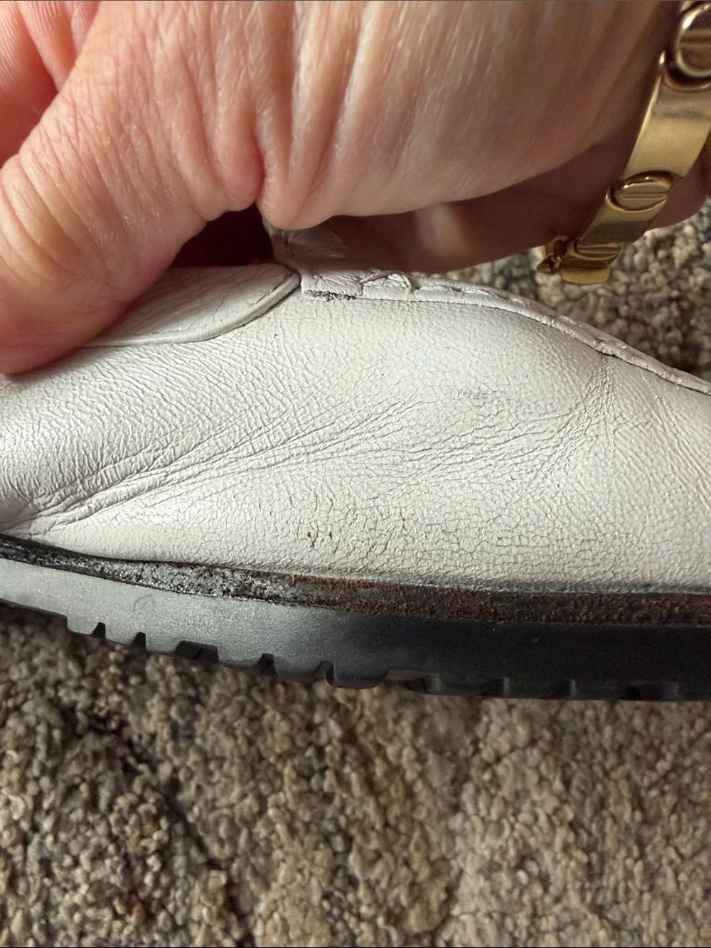 CHANEL White Leather CC Logo Loafers